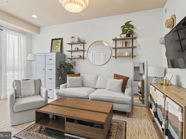4016 Georgia Ave NW #4, Washington, DC 20011