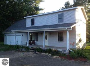 4490 S Wise Rd, Shepherd, MI 48883