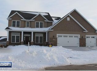 5420 N Haymeadow Ave, Appleton, WI 54913