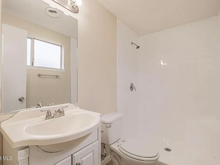 44256 Gingham Ave — Photo 8