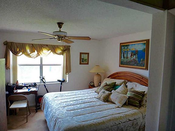 3rd image of 9501 Sunrise Lakes Blvd APT 303
