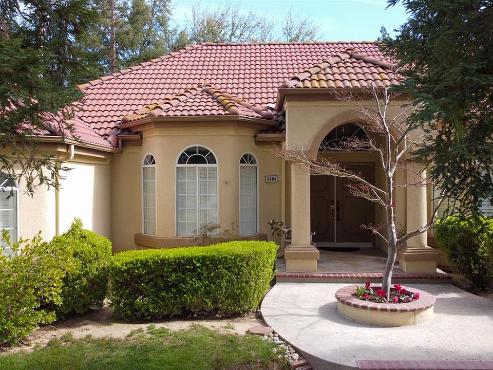 1st image of 9484 N Woodmont Dr