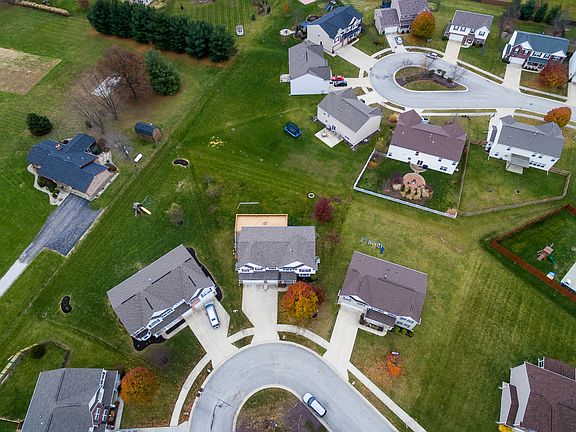 4th image of 5071 Haywood Ln