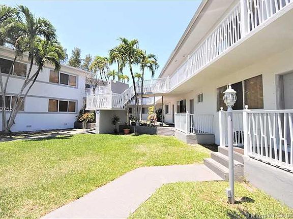 3rd image of 75 S Shore Dr Unit 6B-75-6B