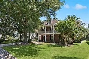 4 bed, 3.5 bath, 3518 sqft, $4,400 — Photo 2