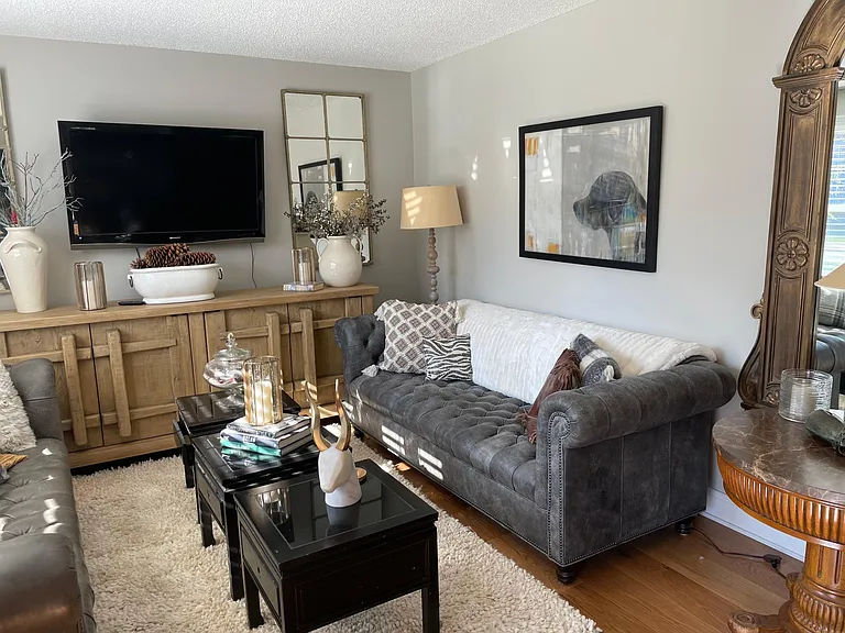 2054 Brofford Dr — Photo 3