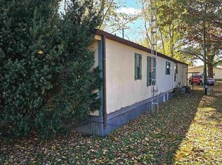 502 W Ray Ave, Christopher, IL 62822