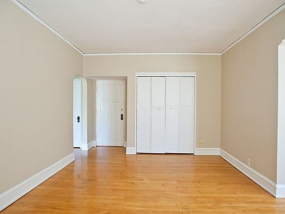5th image of 1720 E Newton Ave APT 12