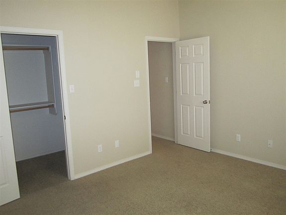5th image of 1212 San Gabriel St