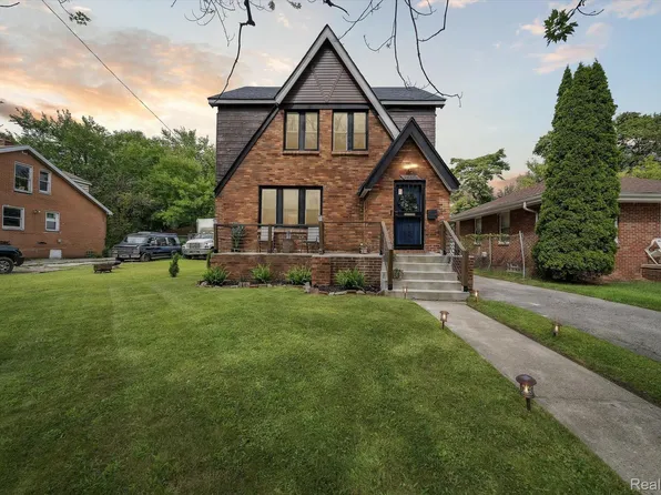18671 Alcoy St, Detroit, MI 48205