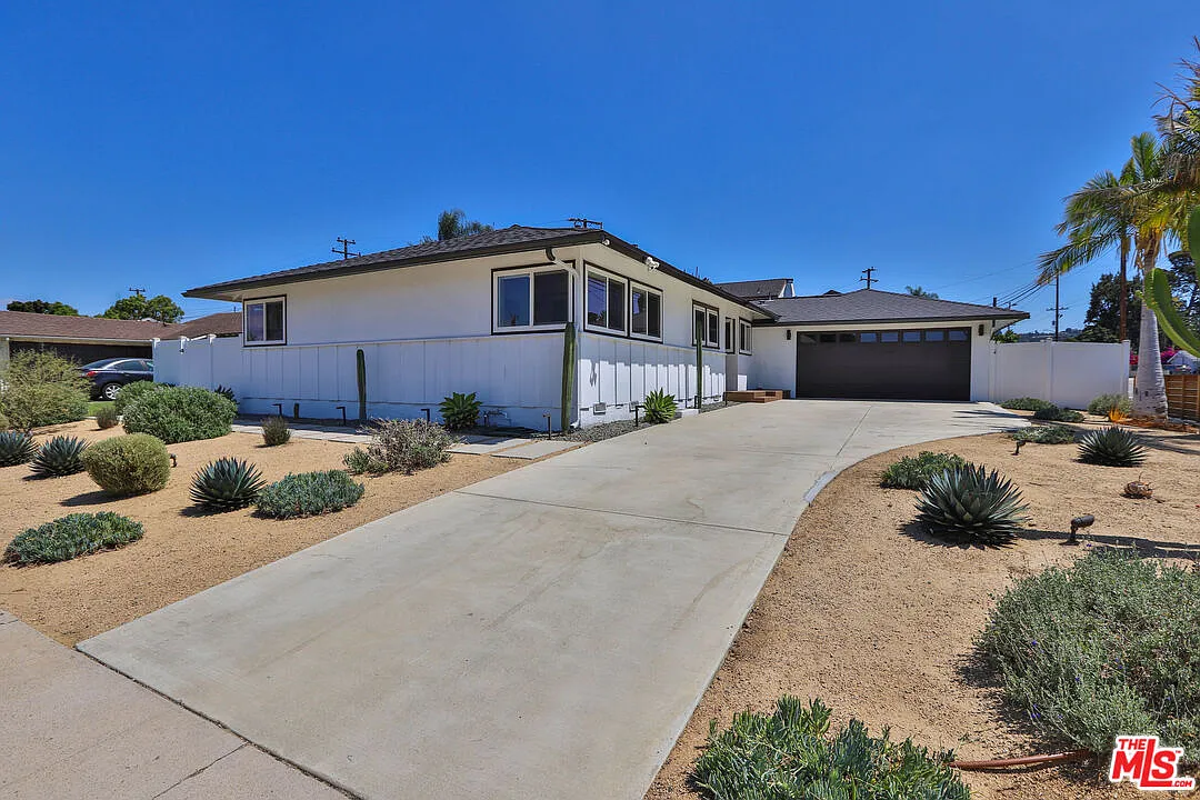 3 bed, 2.0 bath, 1519 sqft, $7,500 — Photo 1