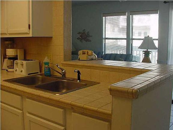 3rd image of 775 Gulf Shore Dr Unit 4103