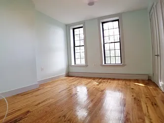 Rented by Rentall Group Inc