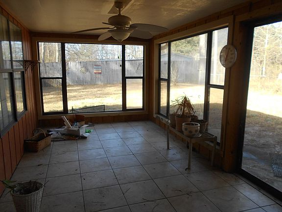 5th image of 739 Brookwood Dr