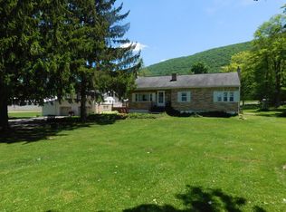 20 Gas Line Dr, Lewistown, PA 17044