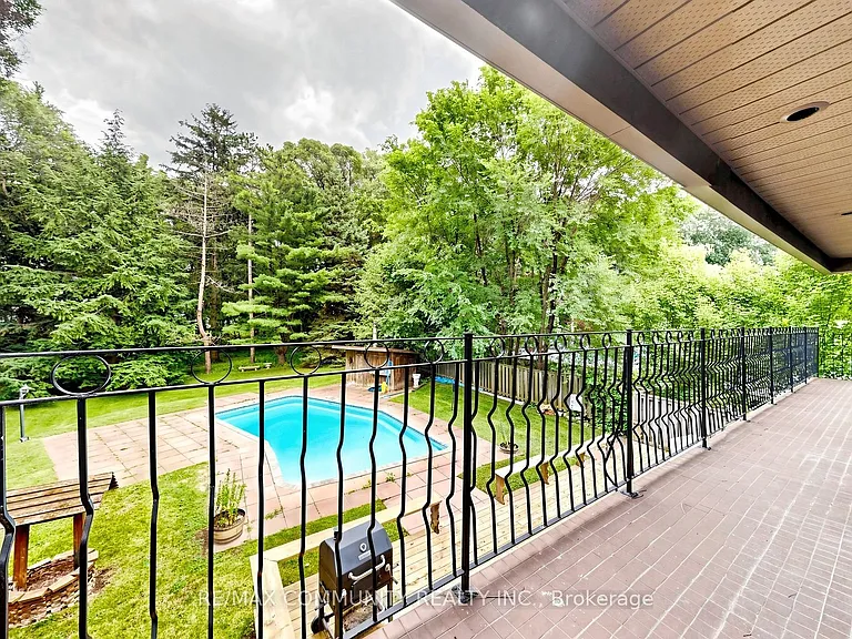 27 Annis Rd — Photo 32