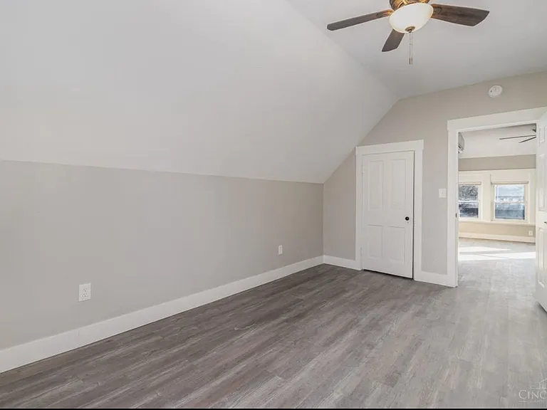 852 Windham Ave #3 — Photo 8