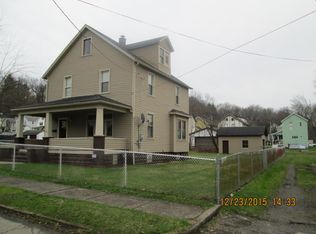 422 Electric St, New Castle, PA 16101