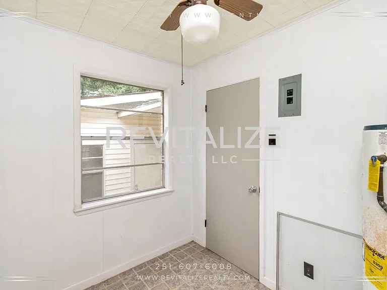 2121 Barron Pl — Photo 38