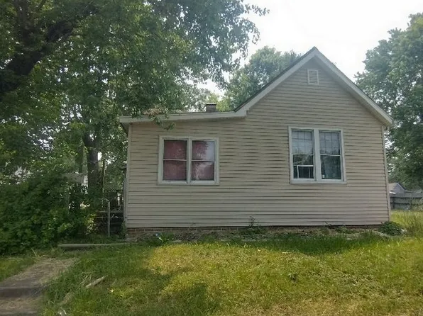 702 S Grant St, Brazil, IN 47834