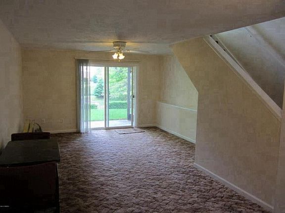 2nd image of 5871 Christie Ave SE
