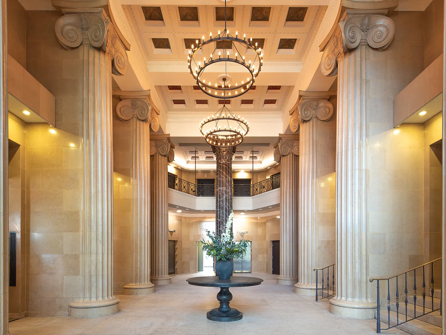 The 55 Elm Club — Photo 2