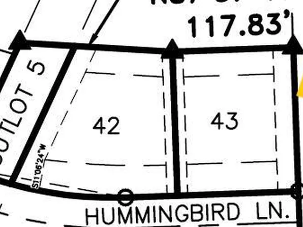300 HUMMINGBIRD LANE #Lt43, Grafton, WI 53024