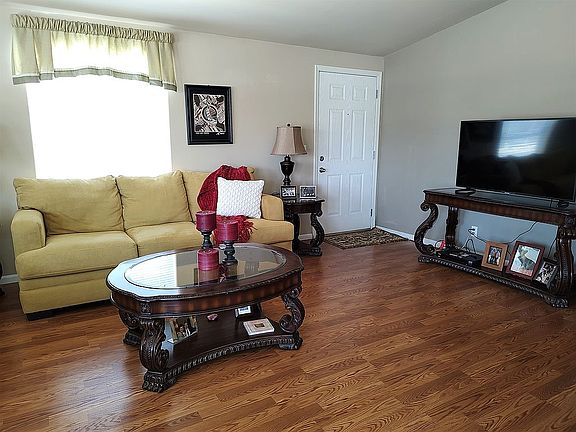 4th image of 11322 Avenue 12e #170