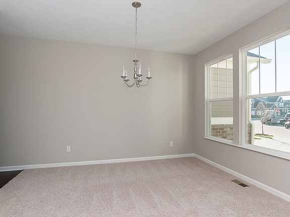 5th image of 15728 Lawton Square Dr