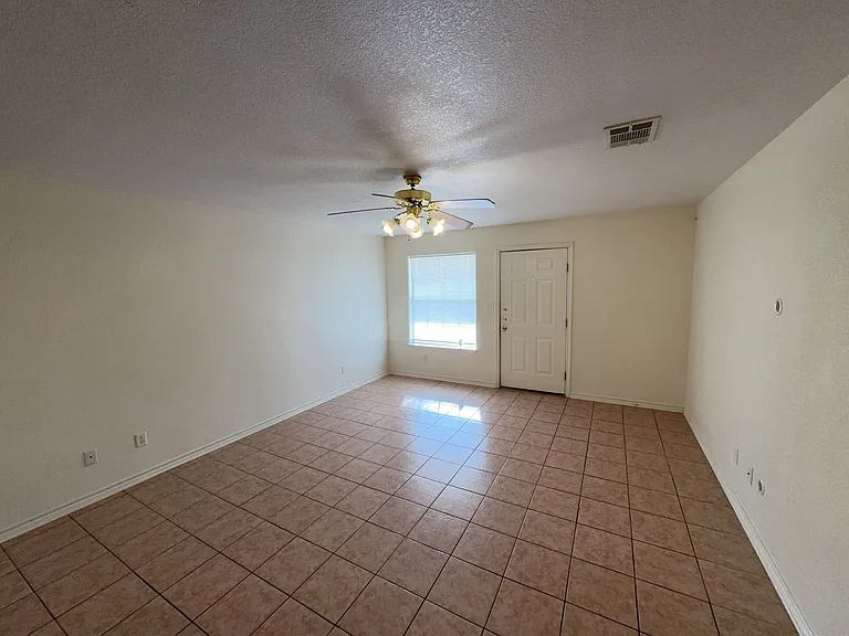 506 Beeline E., Harker Heights — Photo 4