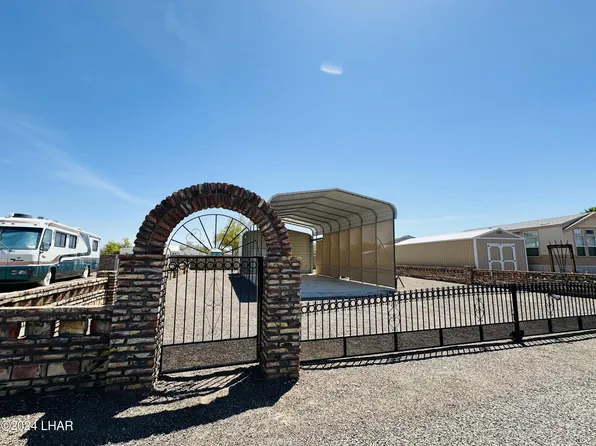 200 N Moon Mountain Ave #27, Quartzsite, AZ 85346