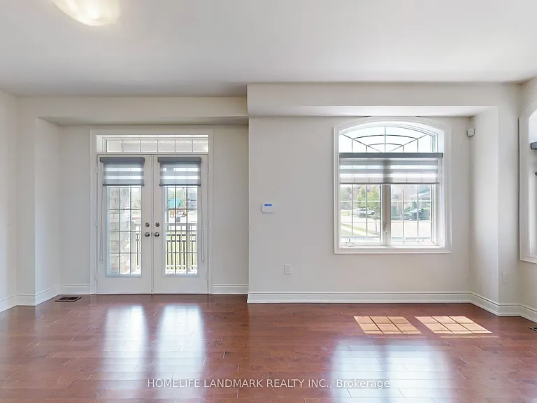 1533 Devine Point — Photo 6