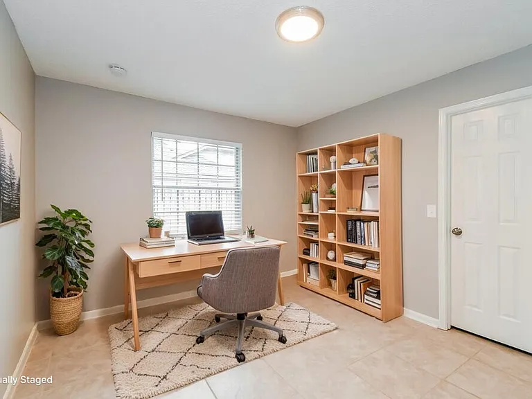 401 Baybrook Dr — Photo 15