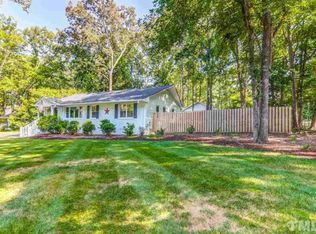 100 Nottingham Ln, Chapel Hill, NC 27517