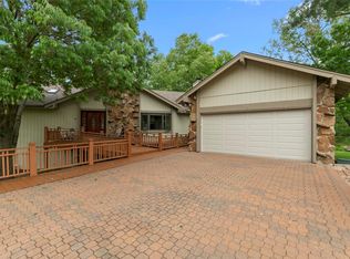 18 Clermont Ct, Lake Saint Louis, MO 63367