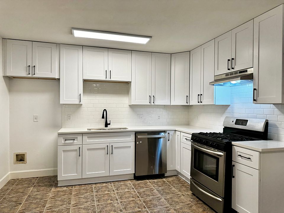1st image of 609 Blackson Ave Unit B