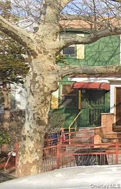 2nd image of 4150 Murdock Avenue