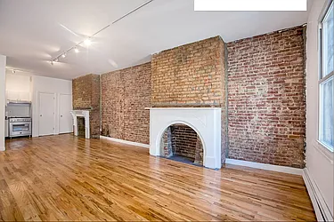 Rented by United American Land