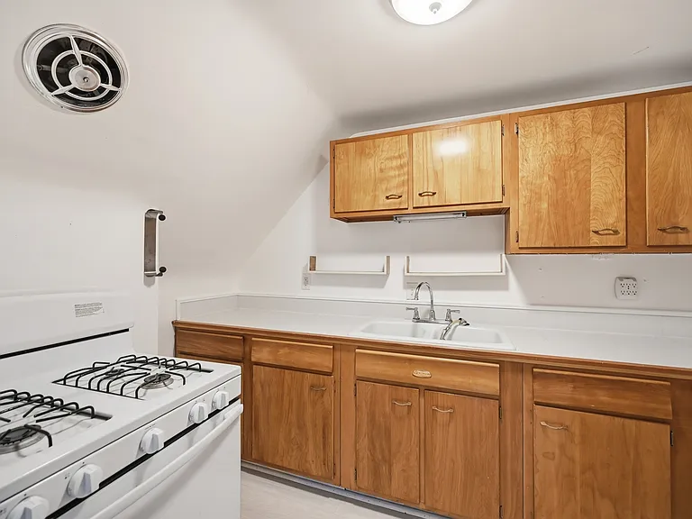 6925 W 14th Ave — Photo 40
