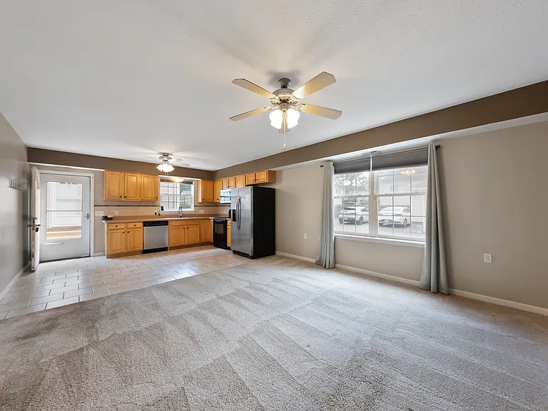 11541 Riverview Ct #13 — Photo 5
