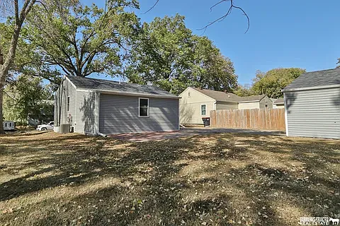 1212 N 10th St — Photo 3