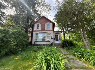 18971 Lorain Rd, Fairview Park, OH 44126