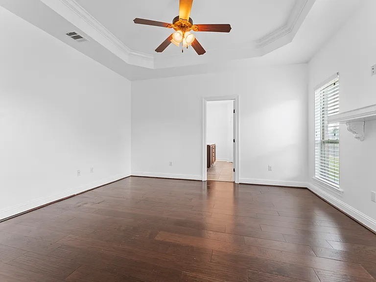 5111 Queens Carriage St — Photo 7