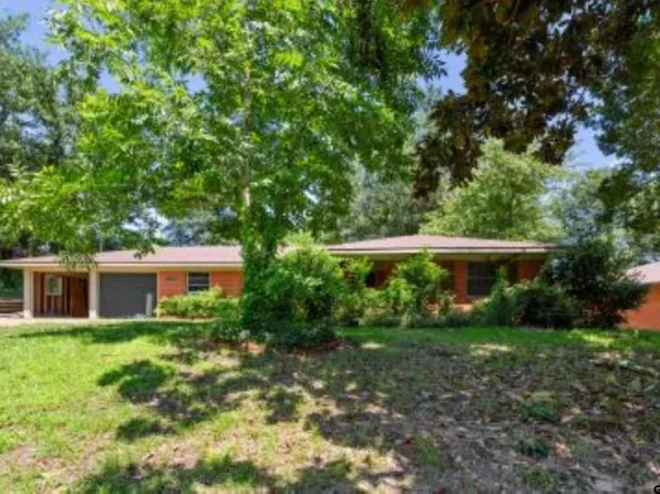 2922 Dinah Ln, Tyler, TX 75701