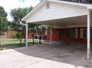 211 E Berry Dr, Hobbs, NM 88240