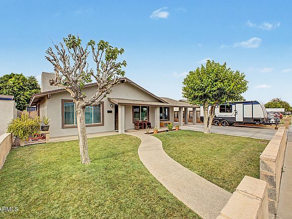 5th image of 8448 W TURNEY Avenue