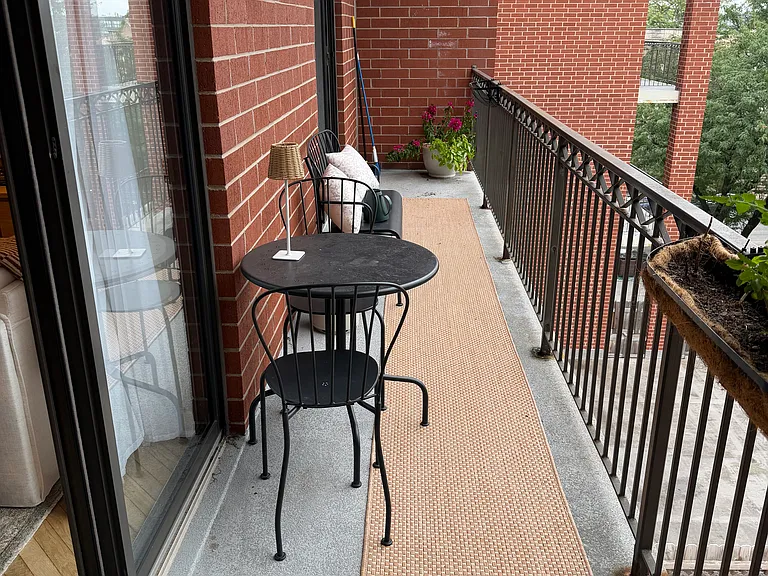 3125 W Fullerton Ave #419 — Photo 21