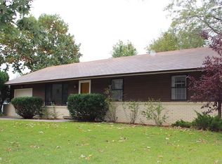 3111 Shaffer St, Manhattan, KS 66503