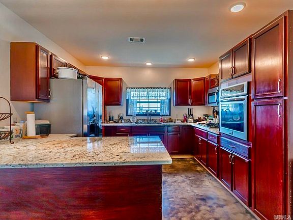 5th image of 1069 County Road 973