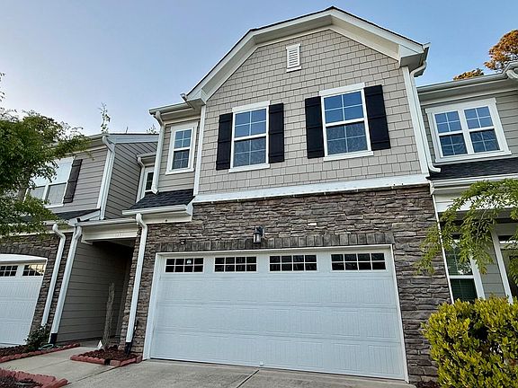 2nd image of 1037 Lakebrink Dr